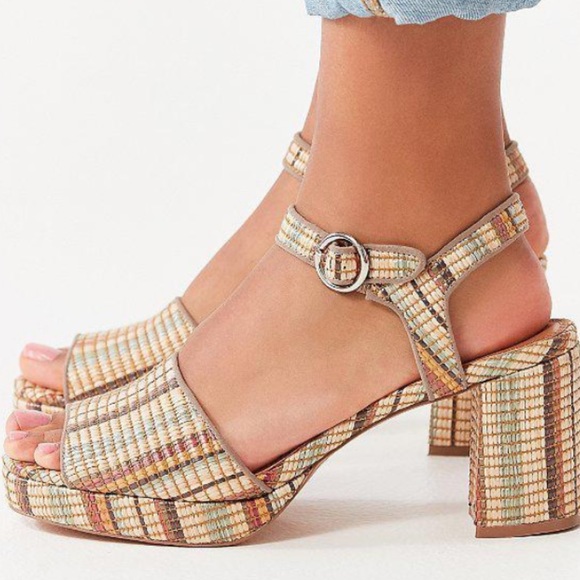 New Urban Outfitters Sienna Rattan Multi-Coloured Sandal with Block Heels - Picture 11 of 12